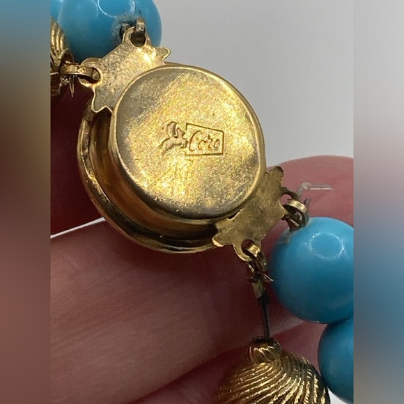 Coro Pegasus Turquoise and Burnished Gold Tone Double Strand Necklace Vintage - Picture 5 of 11